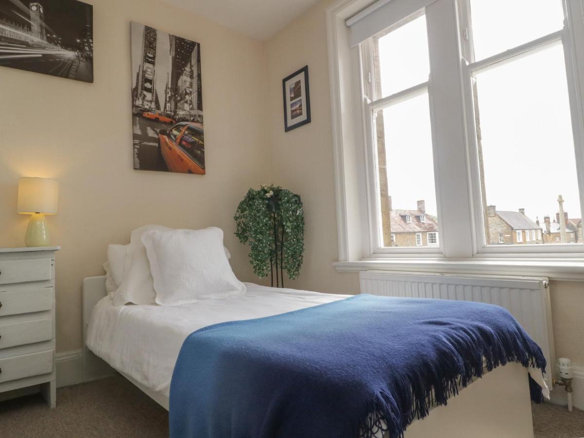Apartment 1 Abbey Court *