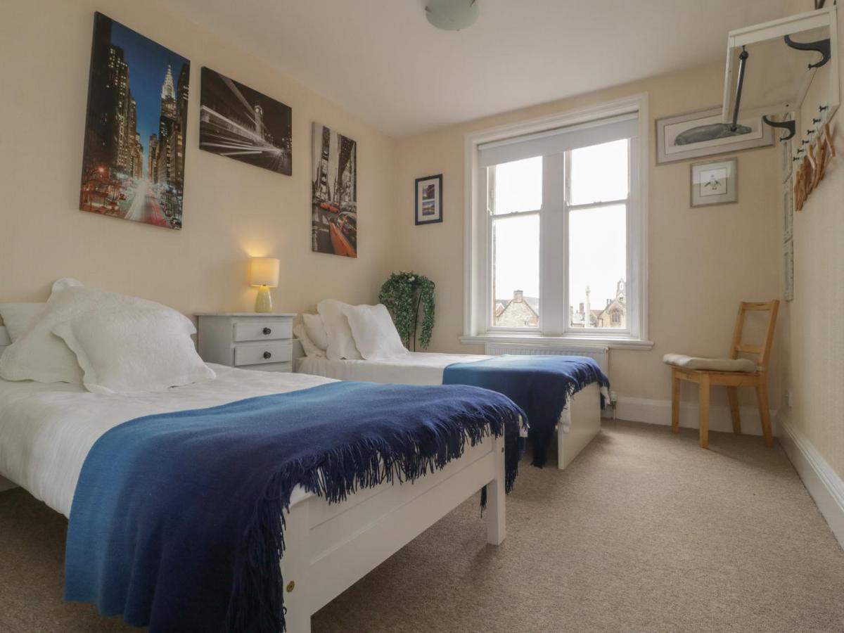 1 Abbey Court Apartment Sherborne (Dorset)